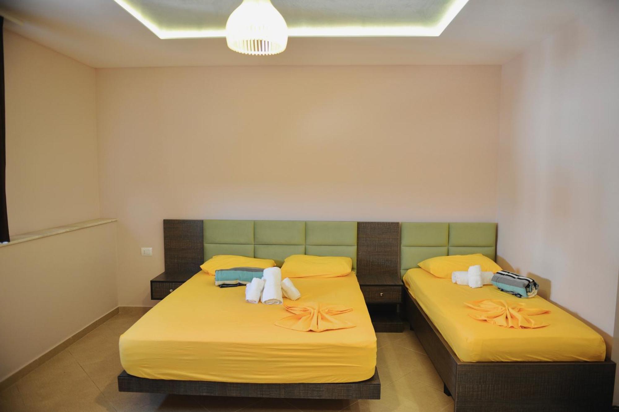 Hotel Fish Land Plazhi San Pietro Exterior photo